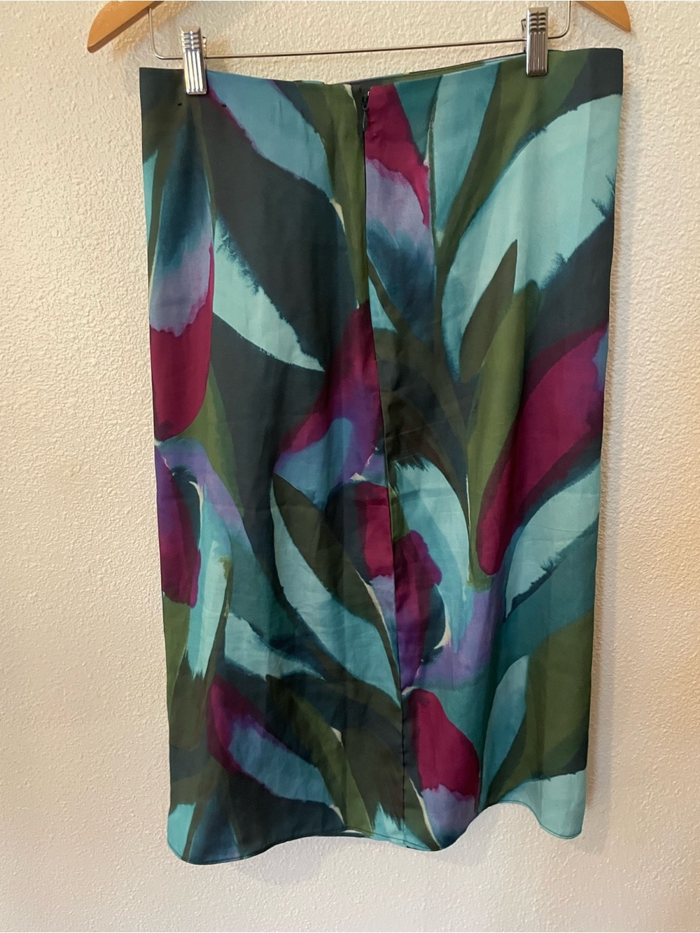 Banana Republic Multicolored SILKY CREPE SARONG MIDI SKIRT - Size 10 - Picture 5 of 5